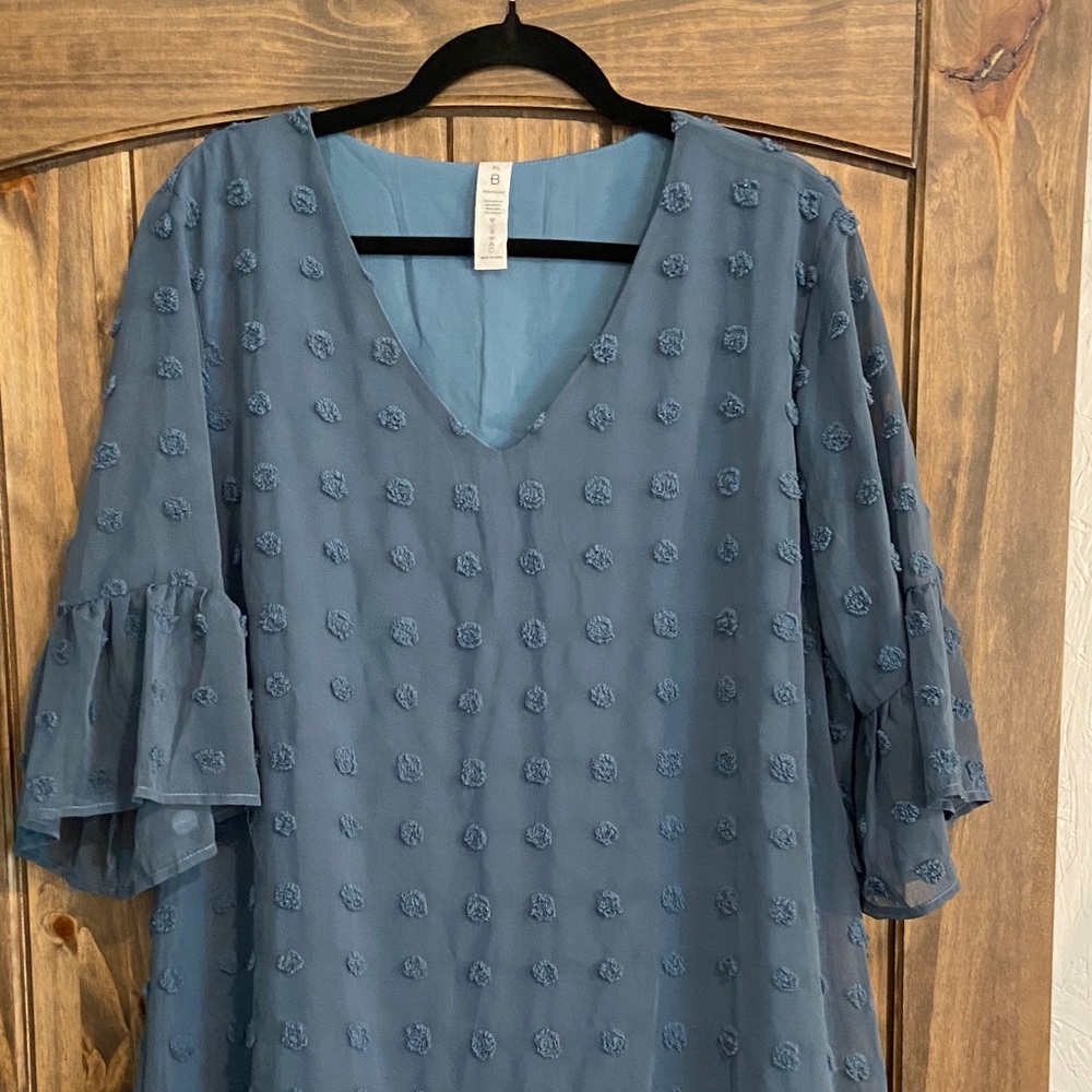 XL Blue Textured V-Neck Dress